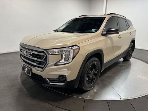 Used 2023 GMC Terrain AT4 AWD/4WD image 6