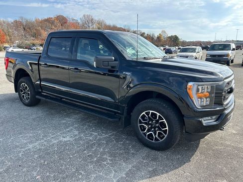 Used 2022 Ford F150 XLT w/ Equipment Group 302A High image 9