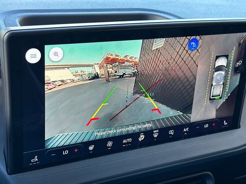 New 2025 Ford Maverick Tremor image 17