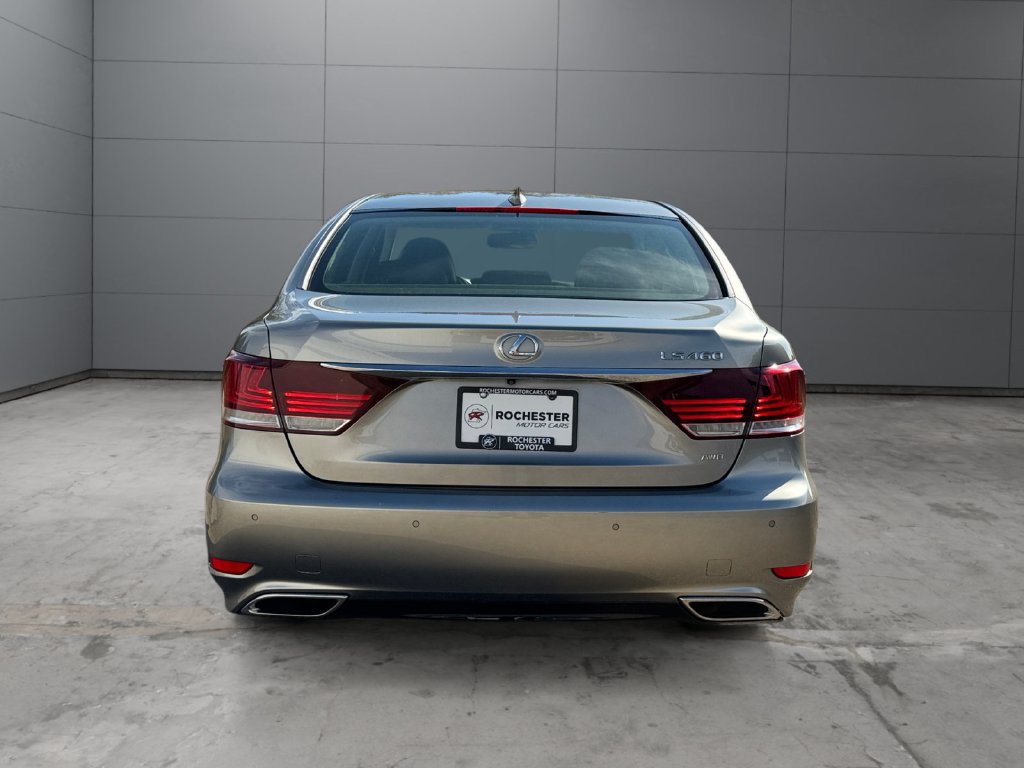 Used 2016 Lexus LS 460 AWD w/ Comfort Package image 4