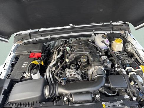 New 2025 Jeep Gladiator Nighthawk image 26