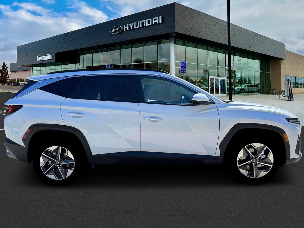 New 2026 Hyundai Tucson SEL w/ Tow & Go Package AWD/4WD image 9