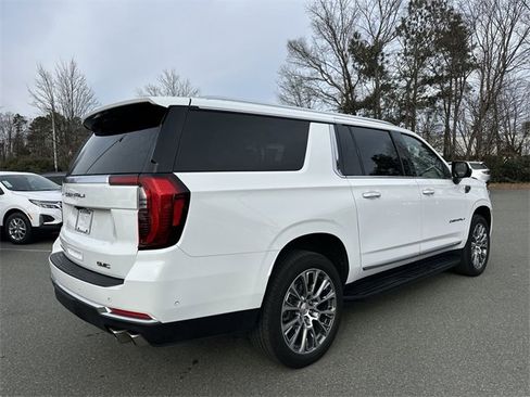 Used 2025 GMC Yukon XL Denali image 5
