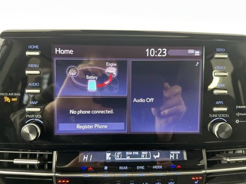 Used 2023 Toyota Sienna XLE image 20