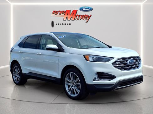 Used 2024 Ford Edge Titanium AWD/4WD image 3