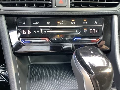 New 2026 Volkswagen Jetta Sport FWD image 18