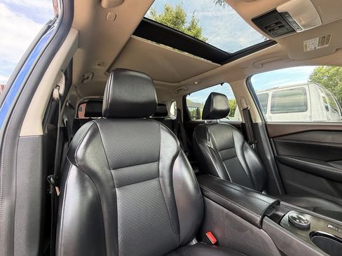 Used 2023 Nissan Rogue SV w/ SV Premium Package AWD/4WD image 32