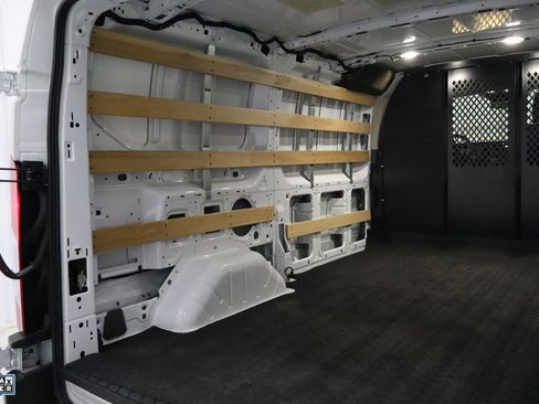 Used 2024 Ford Transit 250 Low Roof w/ Exterior Upgrade Package image 24