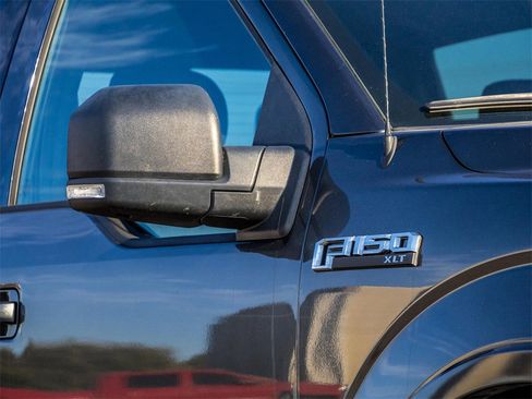 Used 2019 Ford F150 XLT w/ Equipment Group 302A Luxury image 2