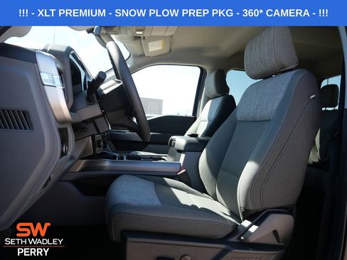 New 2026 Ford F250 XLT w/ XLT Premium Package image 20