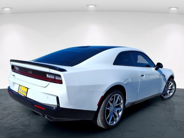 Used 2026 Dodge Charger Scat Pack AWD/4WD image 8