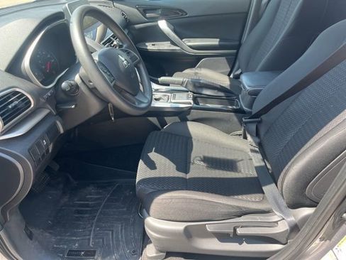 Used 2018 Mitsubishi Eclipse Cross LE AWD/4WD image 18