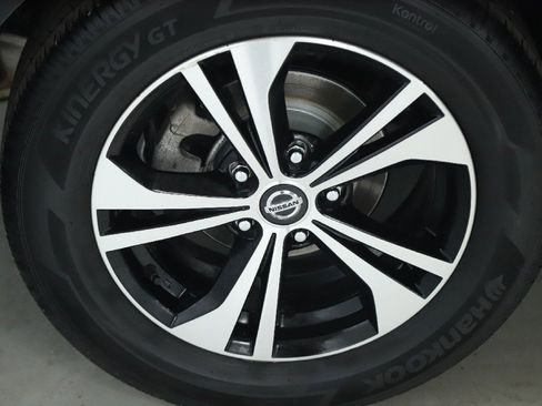 Used 2023 Nissan Sentra SV w/ All-Weather Package image 12