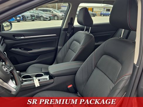 New 2025 Nissan Altima 2.5 SR w/ SR Premium Package image 13