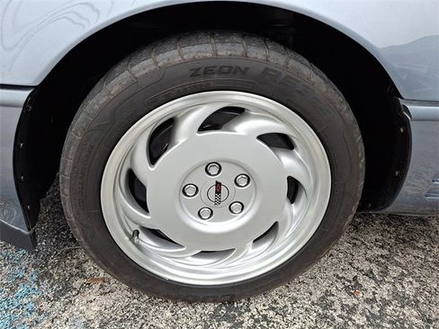 Used 1991 Chevrolet Corvette Coupe image 10