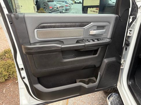 Used 2023 RAM 3500 Big Horn w/ Level 1 Equipment Group image 29