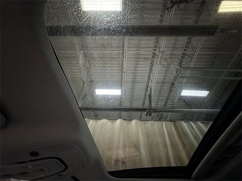 Used 2017 Audi A4 2.0T Premium image 22