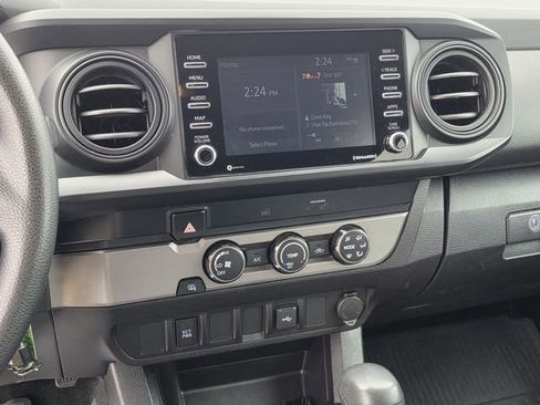 Used 2021 Toyota Tacoma SR w/ SR Convenience Package image 9