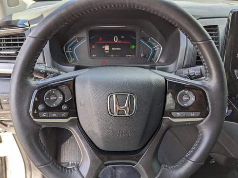Used 2022 Honda Odyssey Touring image 35