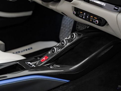 Used 2022 Ferrari 812 GTS RWD image 69