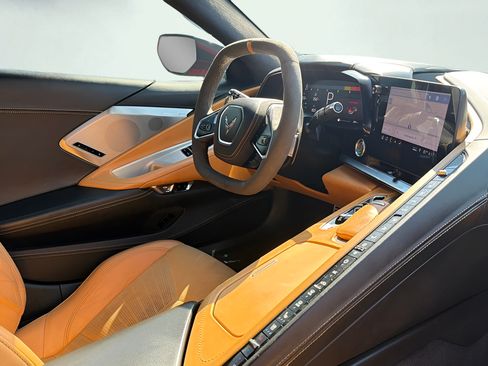 Used 2020 Chevrolet Corvette Stingray Premium Cpe w/ 3LT Preferred Equipment Group RWD image 25