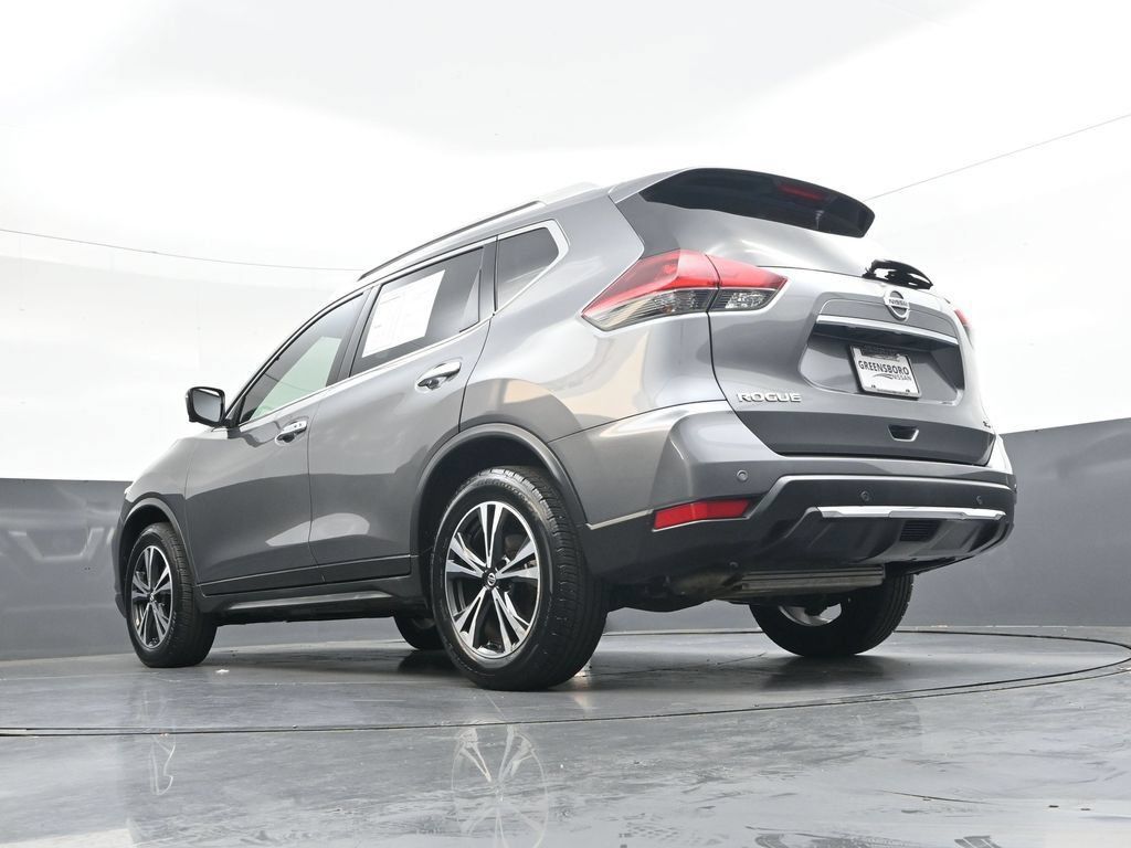 Used 2019 Nissan Rogue SV w/ Premium Package FWD image 36