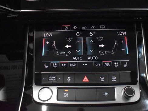 Used 2020 Audi Q8 Premium Plus AWD/4WD image 15