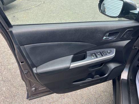 Used 2015 Honda CR-V Touring image 21