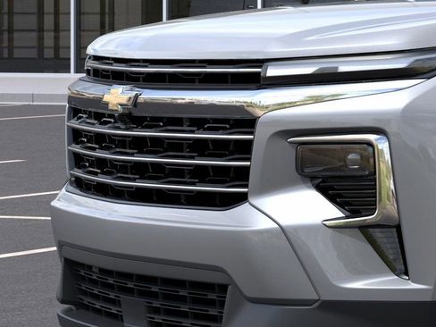 New 2026 Chevrolet Traverse LT w/ LPO, Floor Liner Package AWD/4WD image 13