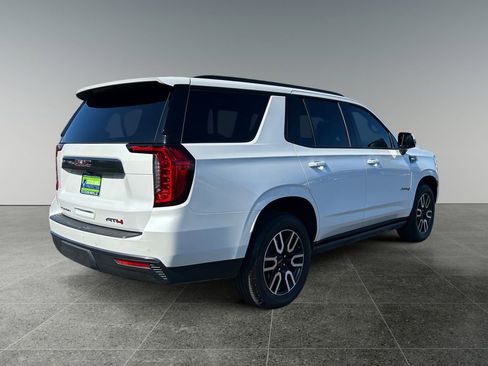 Used 2023 GMC Yukon AT4 w/ Technology Package AWD/4WD image 7