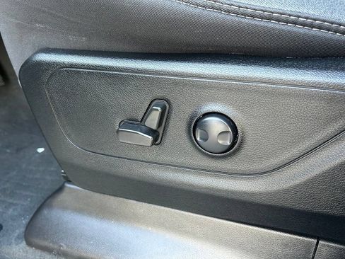 Certified 2023 RAM 1500 Big Horn RWD image 17