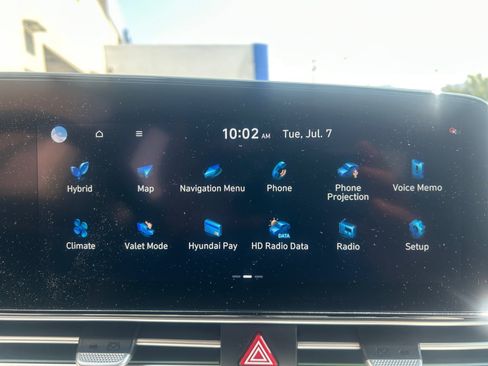 Used 2023 Hyundai Elantra Limited FWD image 19