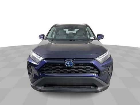 Used 2023 Toyota RAV4 XLE AWD/4WD image 3