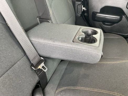 Used 2024 Jeep Wrangler Unlimited w/ Convenience Group image 12