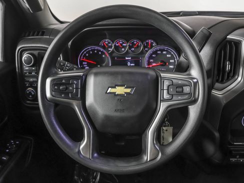 Used 2022 Chevrolet Silverado 1500 Custom w/ Safety Confidence Package image 28