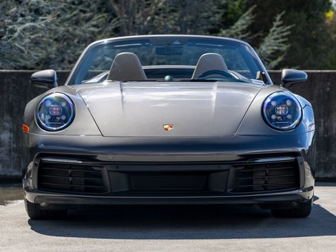 Used 2020 Porsche 911 Carrera S image 8