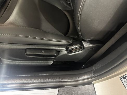 Used 2024 MINI Cooper S FWD image 19