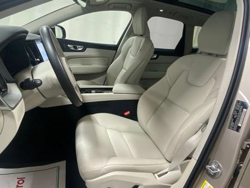 Used 2025 Volvo XC60 T8 Plus w/ Protection Package Premier AWD/4WD image 11