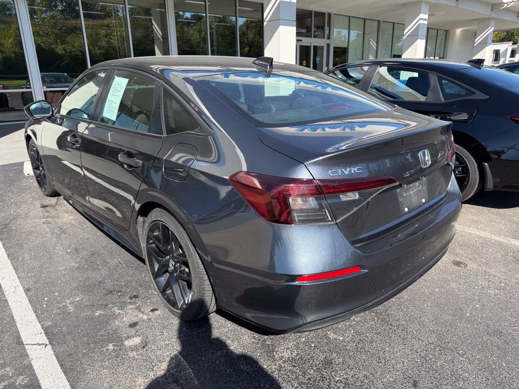 Used 2025 Honda Civic Sport image 4