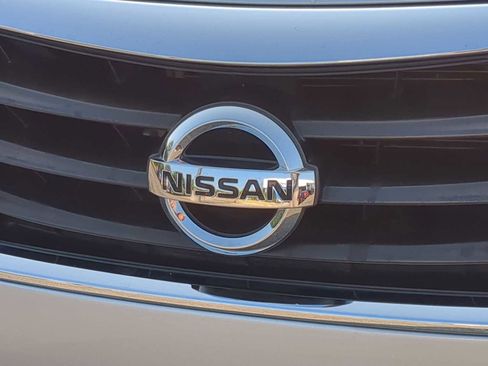 Used 2019 Nissan Versa S Plus image 27