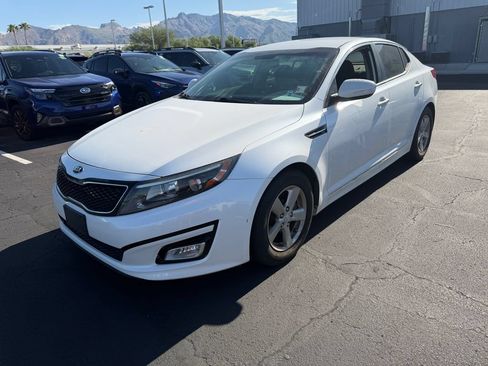 Used 2015 Kia Optima LX FWD image 3