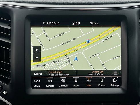 Used 2023 Jeep Cherokee Altitude Lux image 13