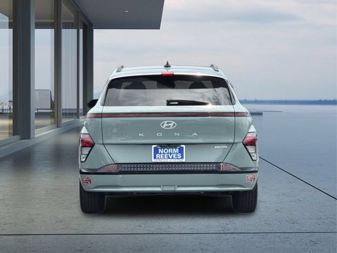 Used 2024 Hyundai Kona Limited FWD image 5