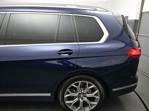 Used 2022 BMW X7 xDrive40i w/ Premium Package AWD/4WD image 12