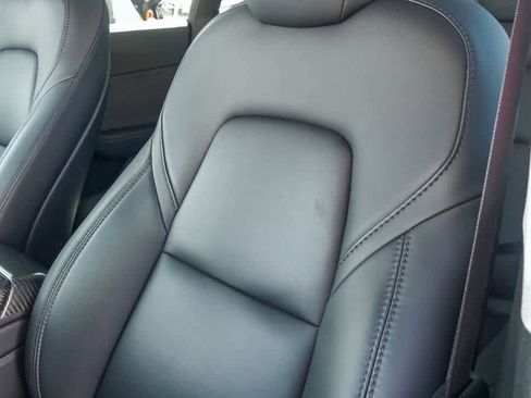 Used 2020 Tesla Model Y Long Range image 20