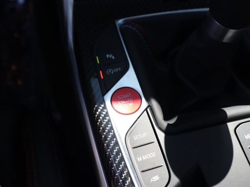 Used 2025 BMW M2 w/ Lighting Package image 27