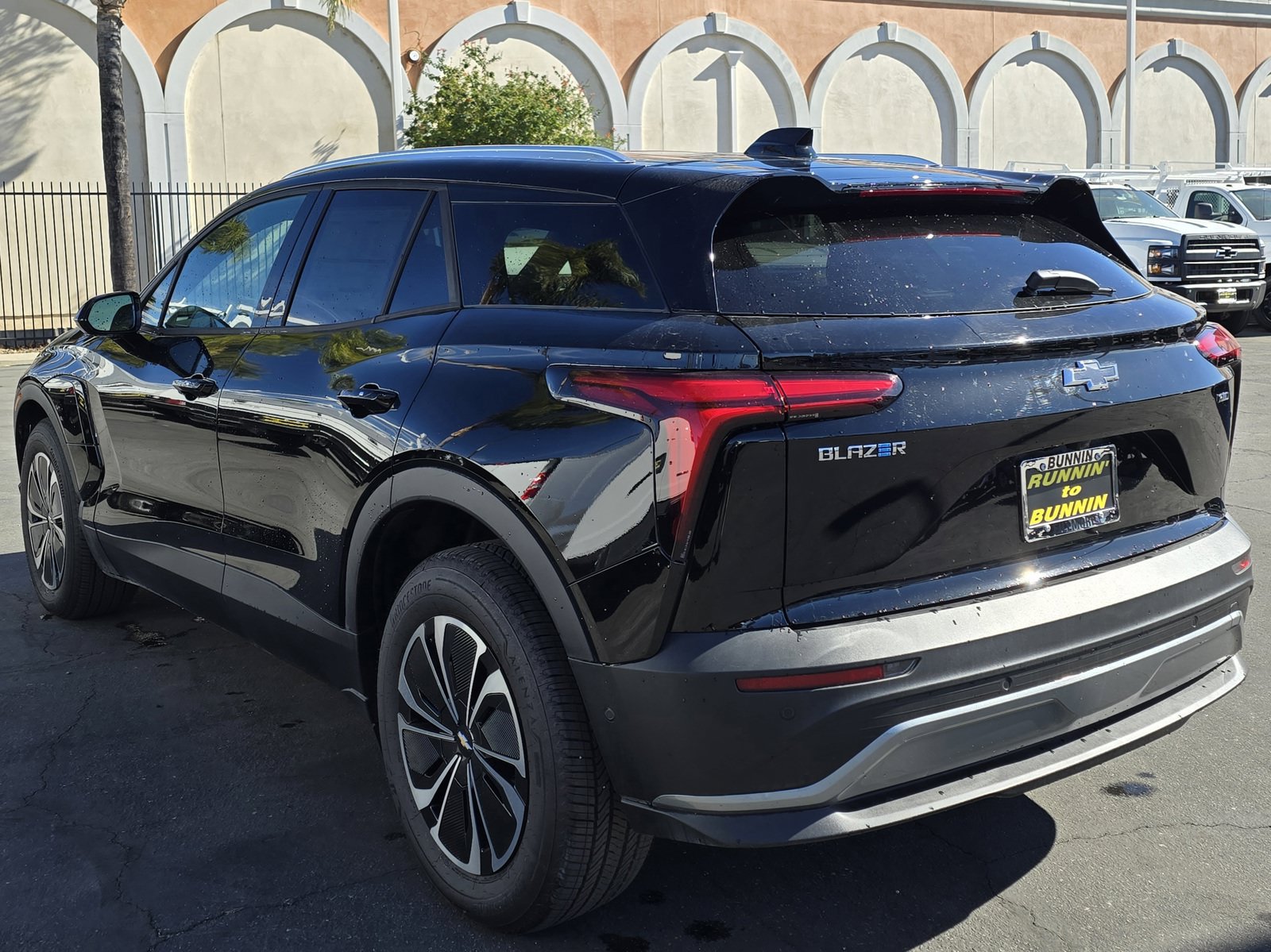 Used 2025 Chevrolet Blazer EV LT w/ Super Cruise Package AWD/4WD image 7