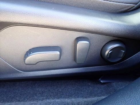 Certified 2025 Subaru Crosstrek 2.5i Limited w/ Crosstrek Mirror Package image 13