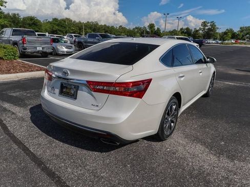 Used 2018 Toyota Avalon XLE FWD image 9