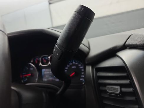 Used 2019 Chevrolet Tahoe LT w/ Luxury Package image 38